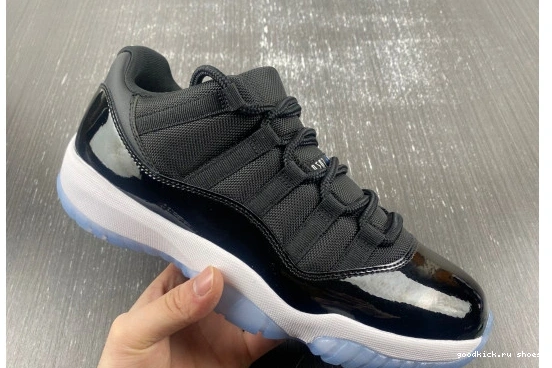  FV5104-004 Jam FV5104-004 RETRO Space JORDAN LOW 11 0510